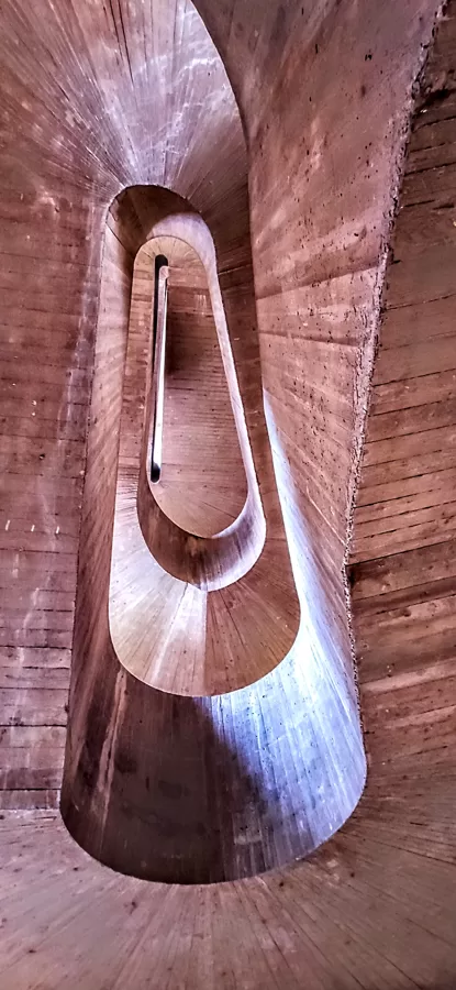 UPWARDS 2 / Staircase (Museum Küppersmühle)
